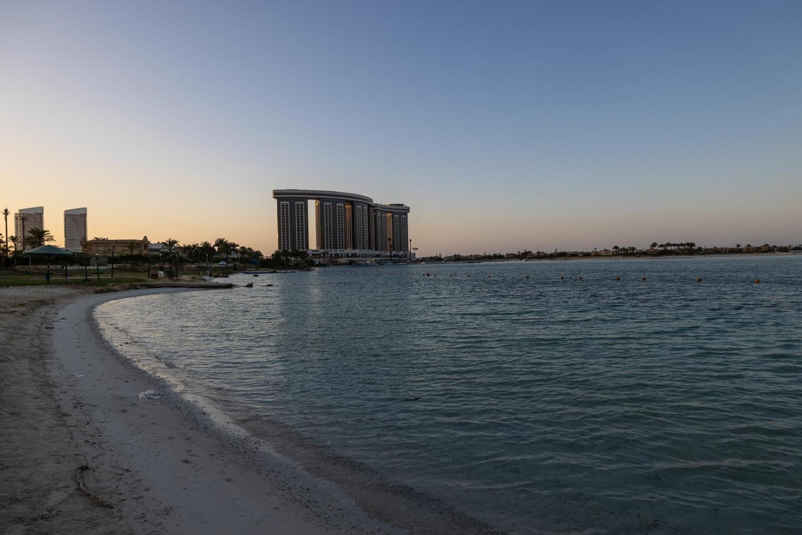 Porto Golf Marina Aqua Park & Beach Access By Best Of Bedz El-Alameyn Dış mekan fotoğraf